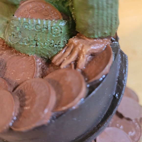 Lot of Three Tom Clark Collection Gnomes: Fats, Locke,  Gnome of Zurich - Picture 7 of 16